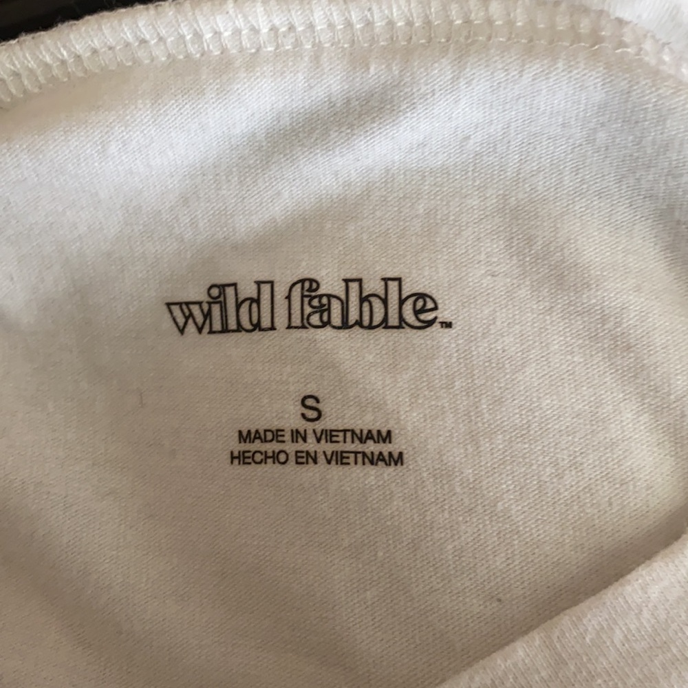 white crop top - Picture 2 of 2